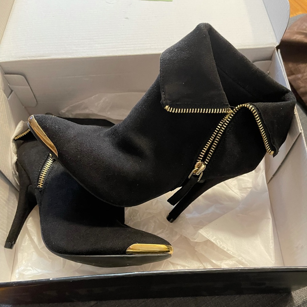 Justfab black ankle boots